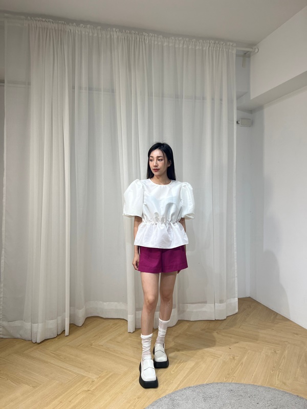 縮腰顯瘦澎袖上衣